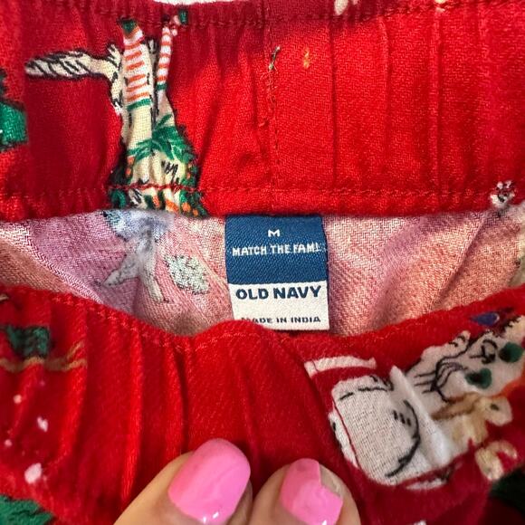 Old Navy Red Flannel Pets Holiday Pajama Pants PJs Family Medium NWT - Picture 5 of 5